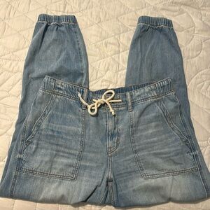 American Eagle Jean Cargo Joggers with String Belt (8)